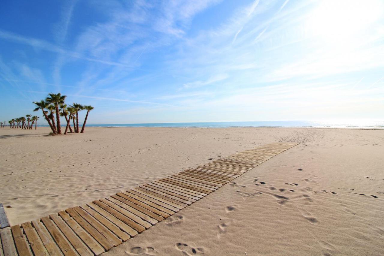 Global Properties, Apartamento Con Terraza Y Piscina En La Playa De Canet Canet d'En Berenguer Luaran gambar